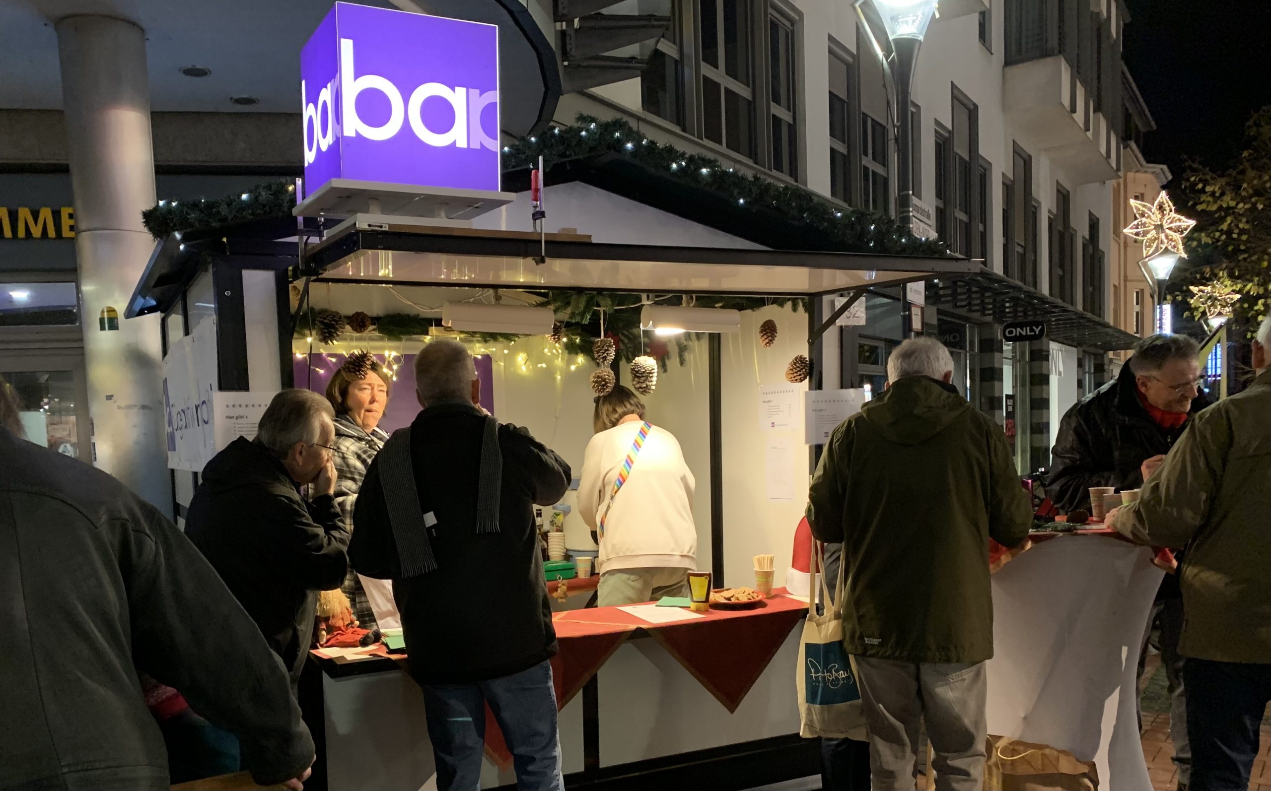 Weihnachtsmarkt  –  BA: Panhas und Pfälzer Winzer-Glühwein